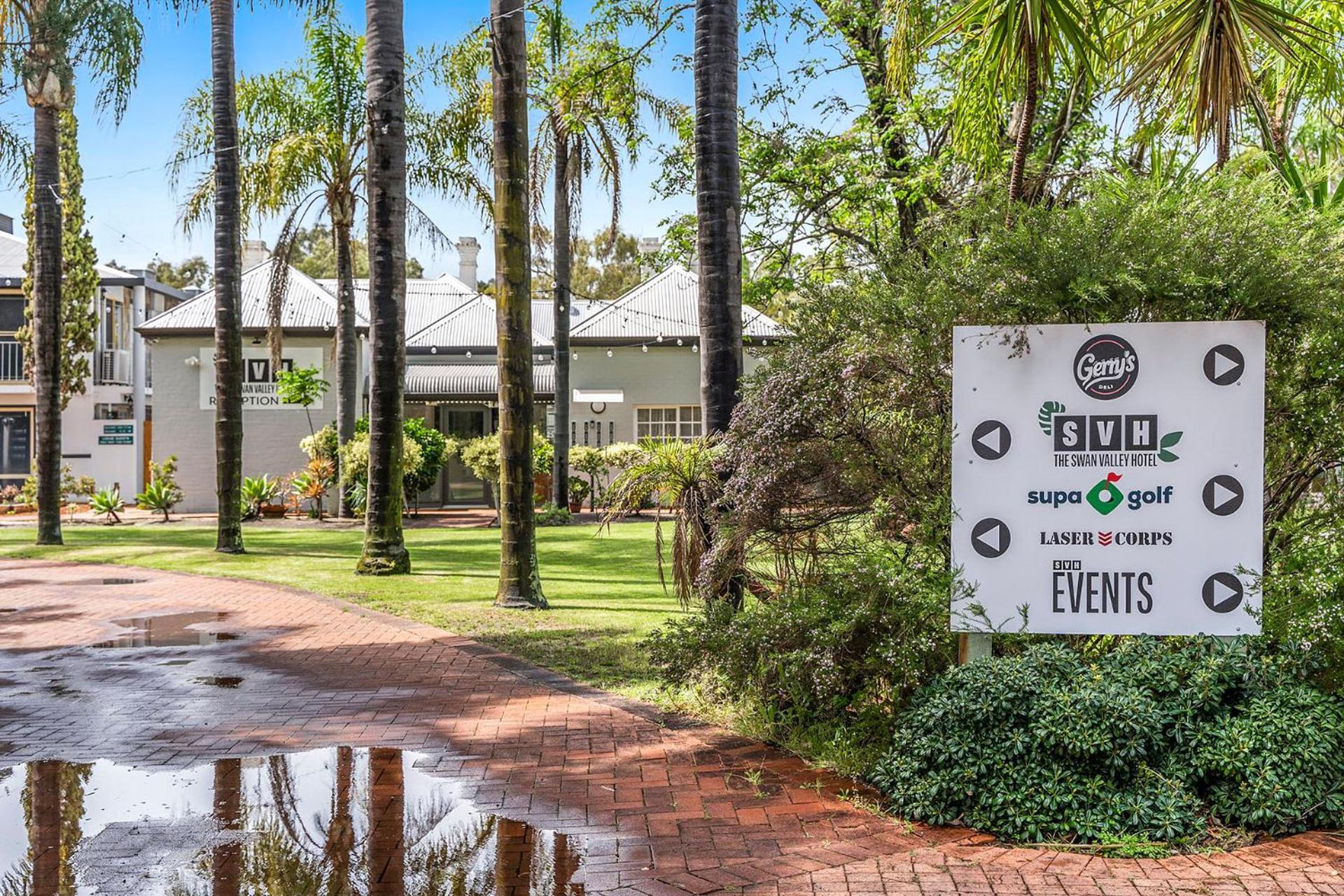 The Swan Valley Hotel Henley Brook Exterior photo